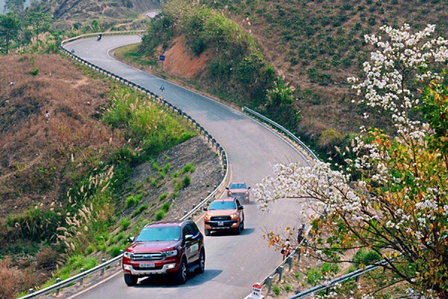 Tour Di Lịch Cực Tây Apachai (A Pa Chải ) Đèo Pha Đin  3 ngày 2  đêm